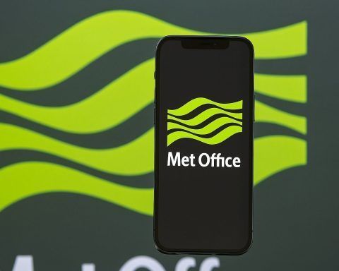 UK Met Office and NESO Sign MoU to Boost Climate Resilience Across Britain’s Energy System (10 Nov 2025)