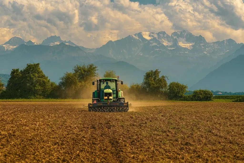 US–Swiss Tariff Deal Explained: 15% US Tariffs, Hormone Beef Fears and What It Means for Swiss Farmers – 24 November 2025