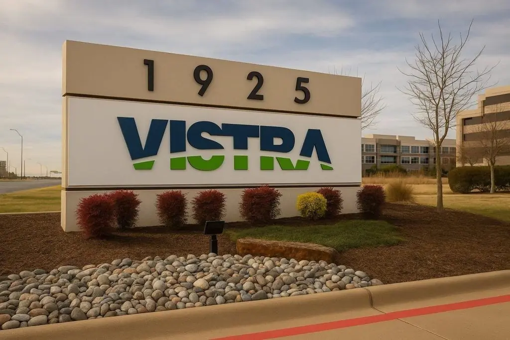 Vistra Corp (VST) Stock: AI Data Center Darling or Overheated Utility? Latest News, Forecasts and Analysis as of December 6, 2025