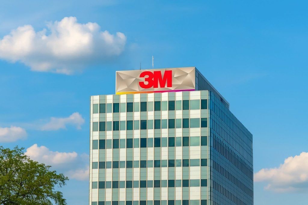 3M (MMM) Stock: What to Know Before the U.S. Market Opens on Monday, Dec. 15, 2025