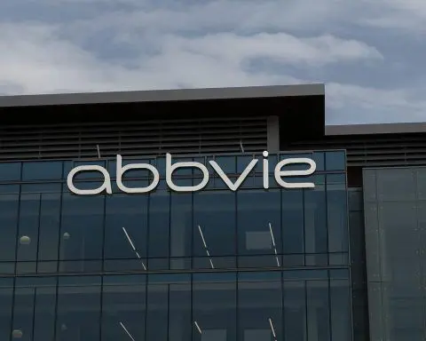AbbVie Stock Outlook (ABBV): Weekly Recap, Fresh Analyst Upgrades, and the Week-Ahead Setup (Updated Dec. 12, 2025)