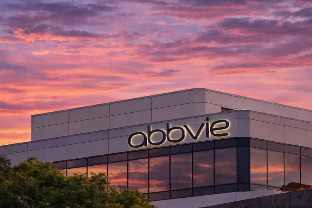 AbbVie Stock Week Ahead (Dec. 22–26, 2025): ABBV Holds Near $227 as Drug-Pricing Headlines Collide With Fresh Analyst Upgrades