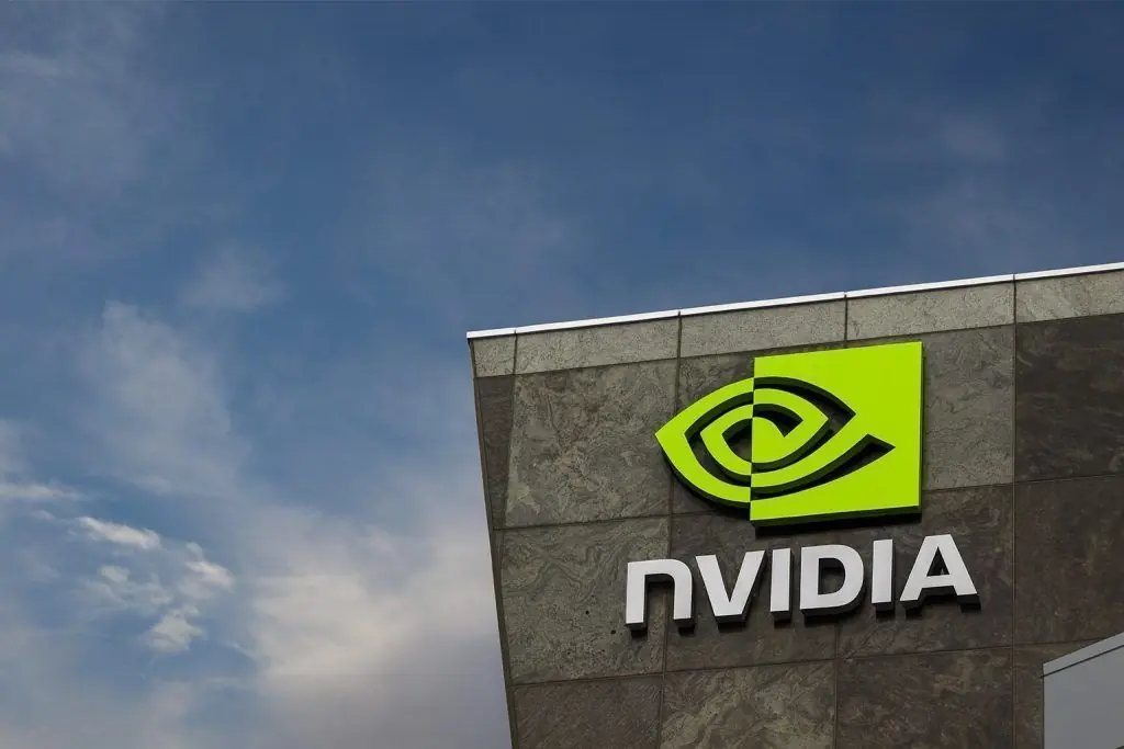 Acciones de NVIDIA (NVDA) después del cierre del 12 de diciembre de 2025: Qué movió las acciones tras el cierre y qué observar antes de la próxima apertura del mercado
