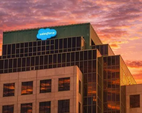 Ações da Salesforce (CRM) no After Hours de Hoje (17 de Dez. de 2025): Aquisição Qualificada, Acordo com a Novartis Agentforce, Previsões de Analistas e o que Observar Antes da Abertura do Mercado