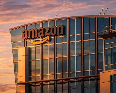Amazon Stock (AMZN) Ends Week at $232.52 as Markets Close for Weekend — What to Watch Before Monday’s Open