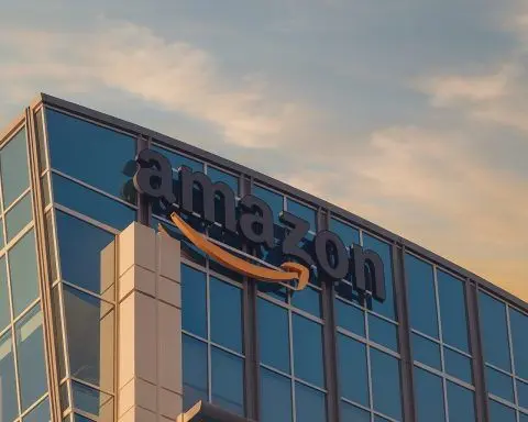 Amazon Stock This Week and Week Ahead (AMZN): Latest News, Forecasts, and Key Levels — Updated Dec. 12, 2025