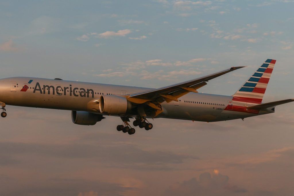 American Airlines (AAL) Stock After Hours: What Happened After the Dec. 15 Close—and What to Watch Before the Market Opens Dec. 16