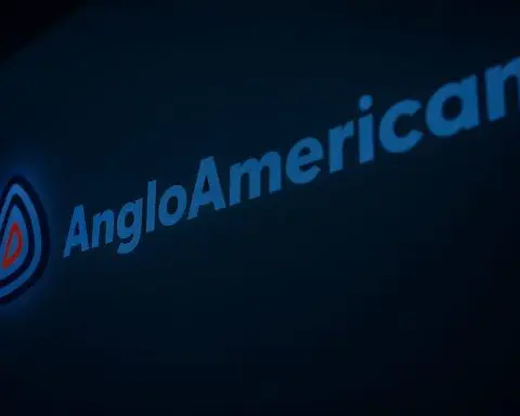 Anglo American plc Stock News & Forecast (13 December 2025): Teck Merger Milestones, Analyst Price Targets, and Key Risks