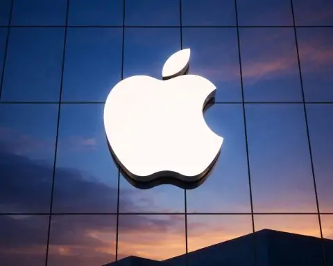 Apple Stock (AAPL) News, Forecasts and Analyst Targets for Dec. 20, 2025: AI Roadmap, iPhone 17 Demand and App Store Regulation in Focus