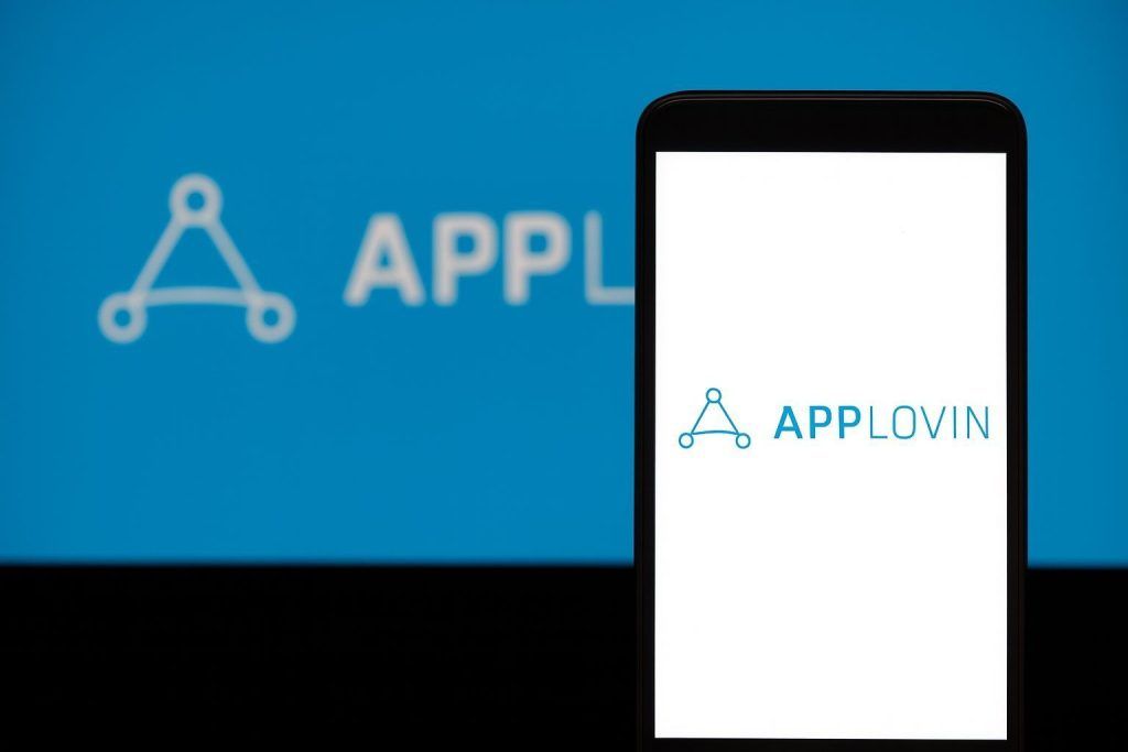 AppLovin (APP) Stock Outlook: This Week’s Pullback, Fresh Analyst Forecasts, and What to Watch Next Week (Updated Dec. 12, 2025)