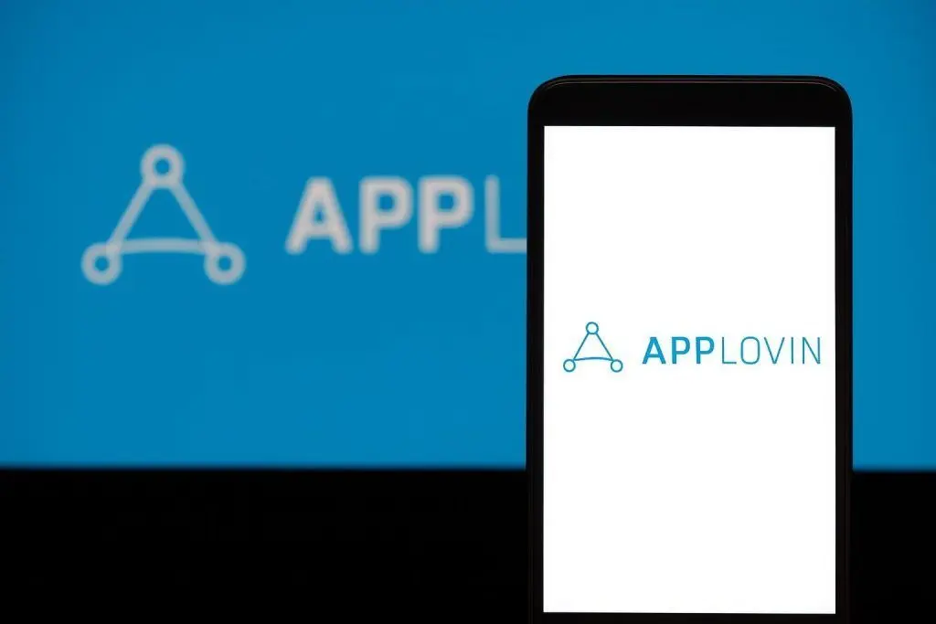 AppLovin (APP) Stock Outlook: This Week’s Pullback, Fresh Analyst Forecasts, and What to Watch Next Week (Updated Dec. 12, 2025)