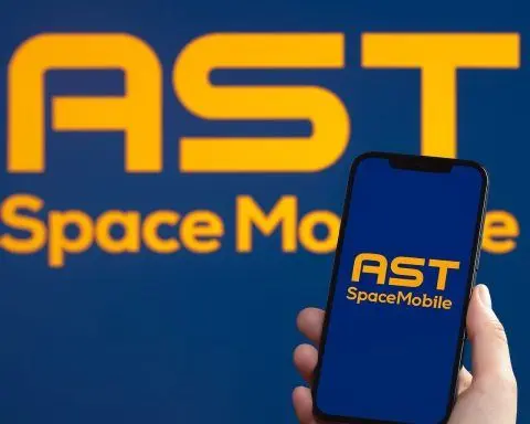 AST SpaceMobile (ASTS) Stock News This Week: BlueBird 6 Launch Watch, Insider Filings, and Analyst Forecasts for the Week Ahead (Updated Dec. 12, 2025)