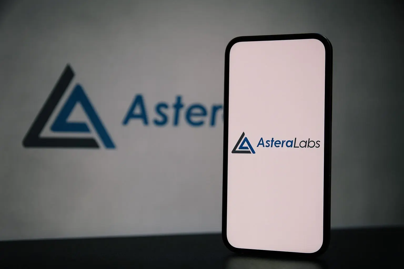Astera Labs (ALAB) Stock Jumps on AI Optimism: Latest News, Analyst Price Targets and Forecasts for December 9, 2025