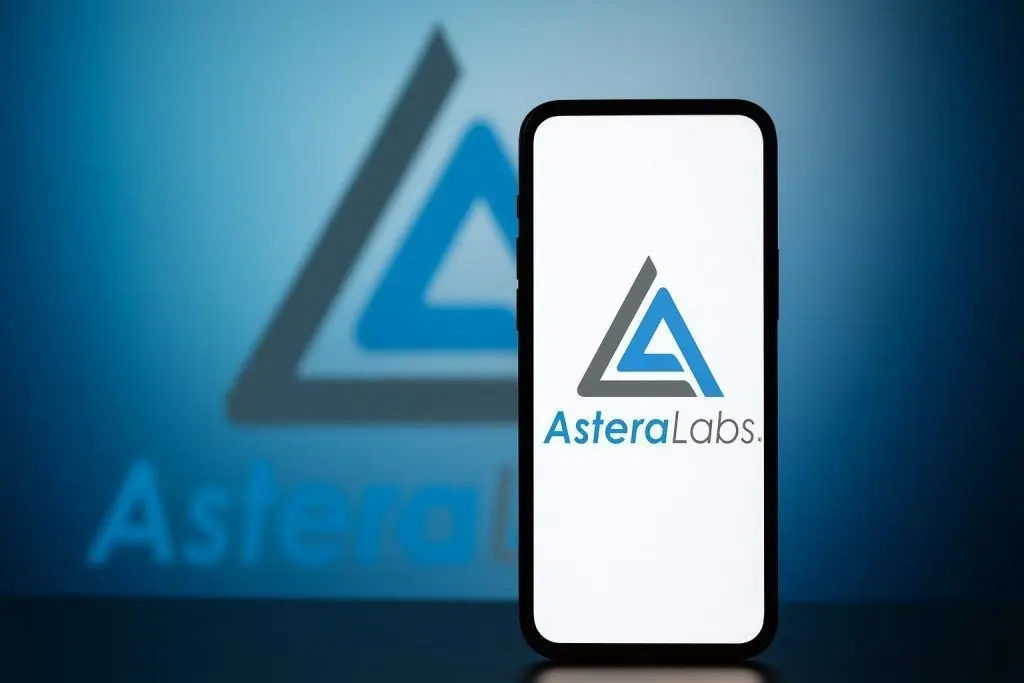 Astera Labs (ALAB) Stock: Latest News, Analyst Forecasts, and Outlook (December 14, 2025)