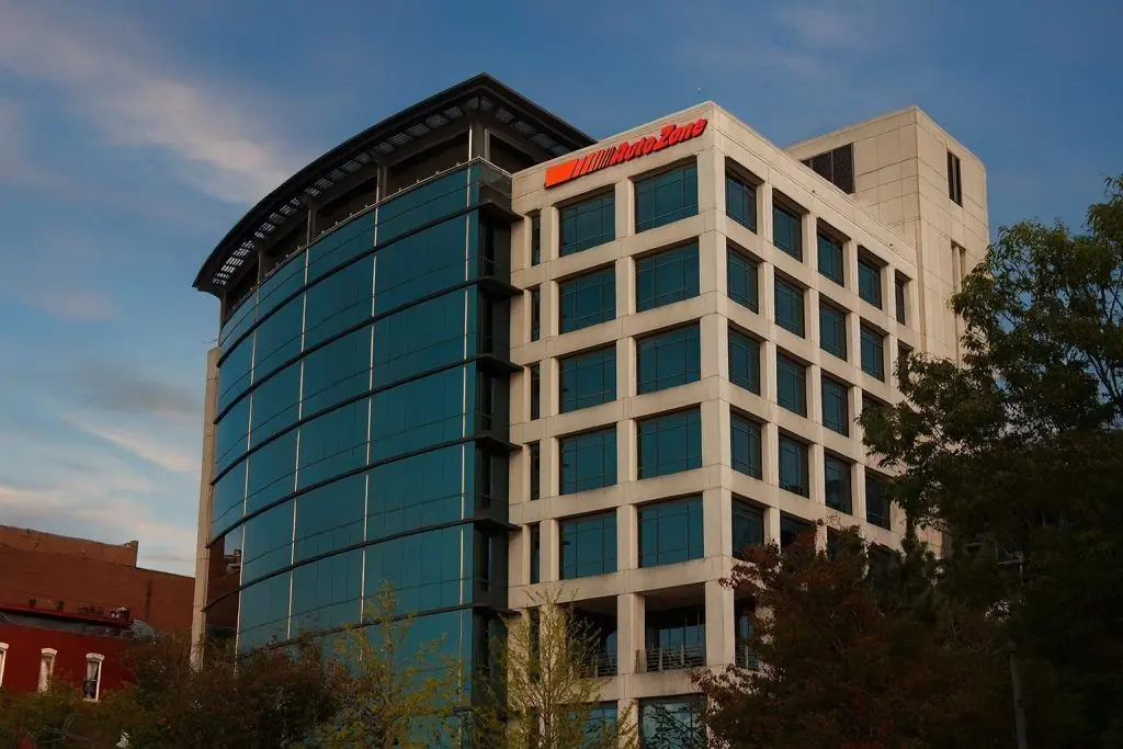 AutoZone (AZO) Stock Drops After Q1 2026 Earnings Miss: What Today’s Sell-Off Really Means for Investors