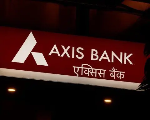 Axis Bank Share Price Today: Nomura Turns Overweight as CRO Change and NCD Issue Shape 2026 Outlook