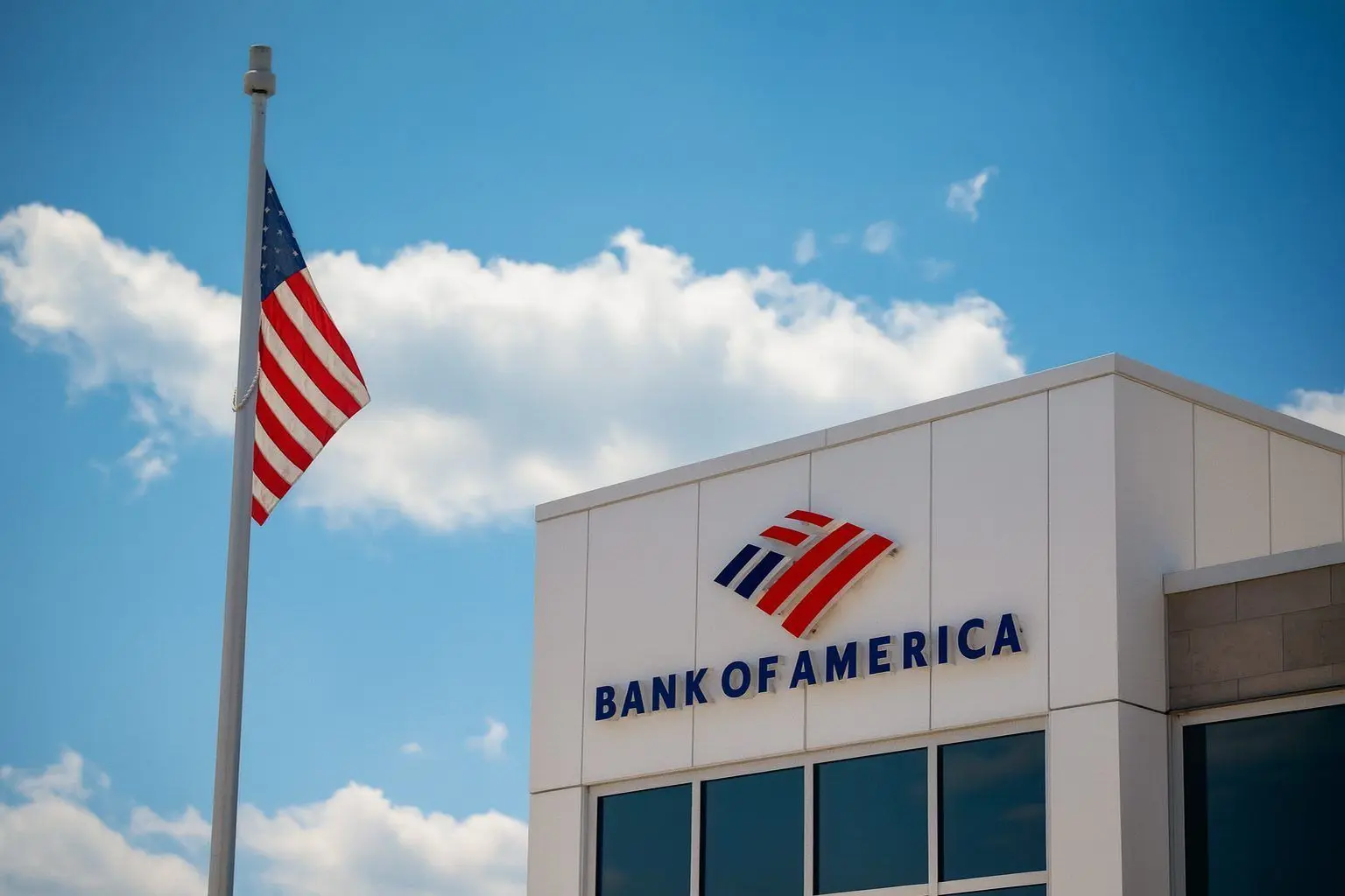 Bank of America (BAC) After Hours: How the Fed Rate Cut Moved the Stock on December 10, 2025 – And What to Know Before the December 11 Open