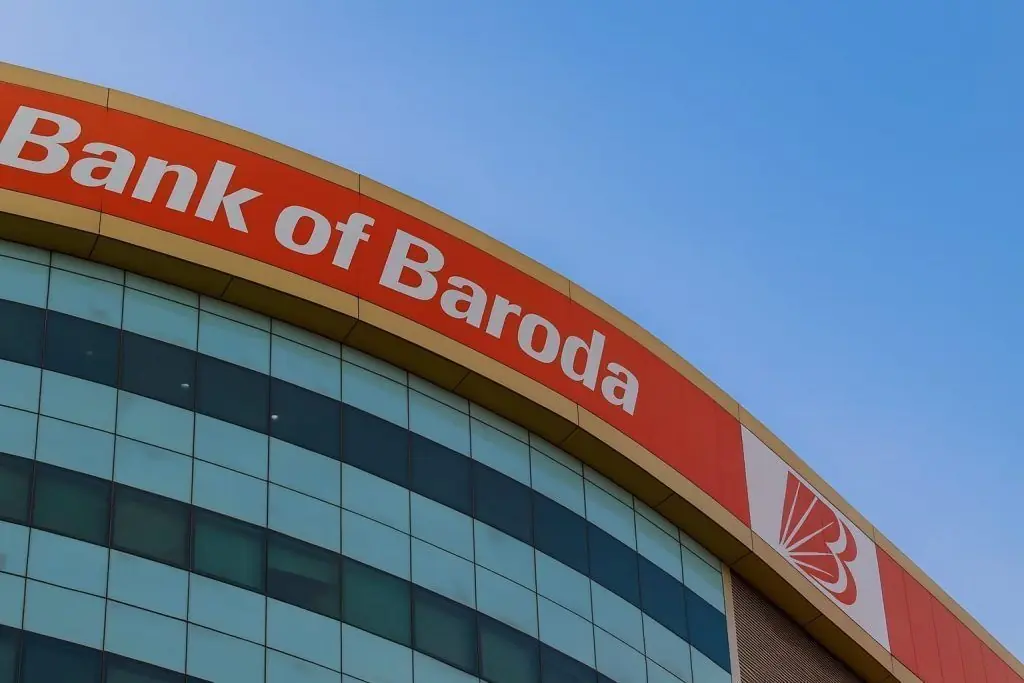 Bank of Baroda Share Price Near Record High: Q2 FY26 Results, Analyst Targets and 2025–2026 Outlook