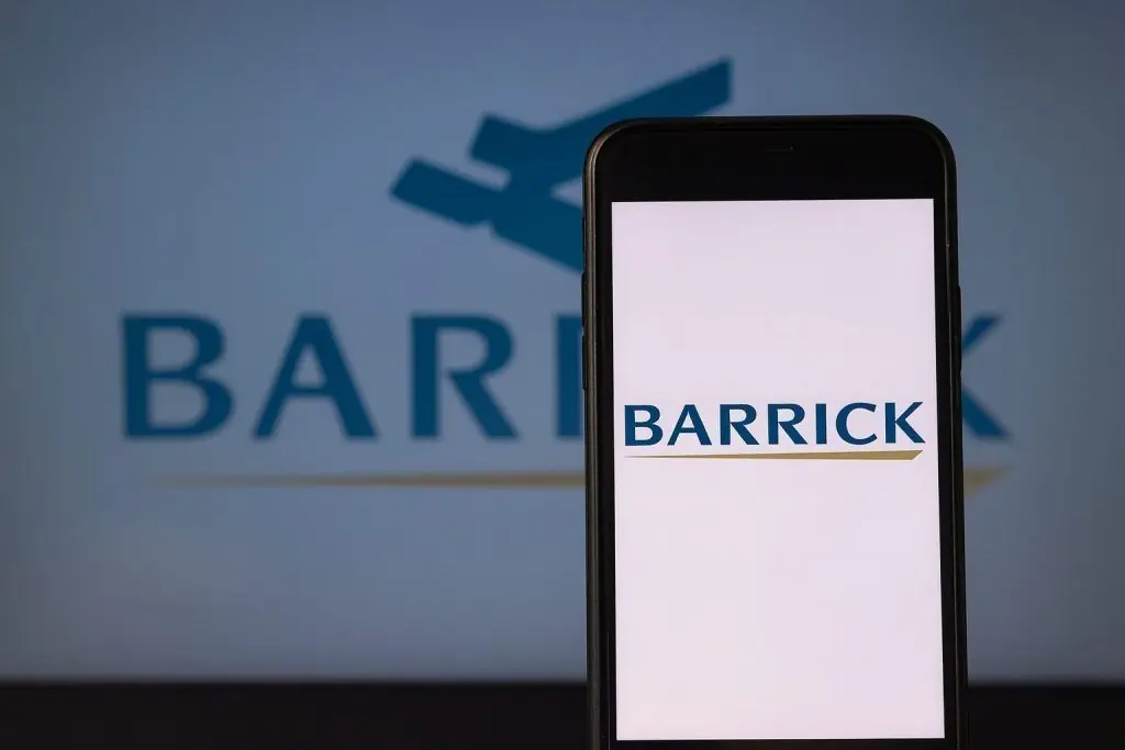 Barrick Mining Corporation (NYSE: B, TSX: ABX) Stock Soars on North American Gold IPO Plan – Latest News, Analyst Targets and 2025–2030 Outlook