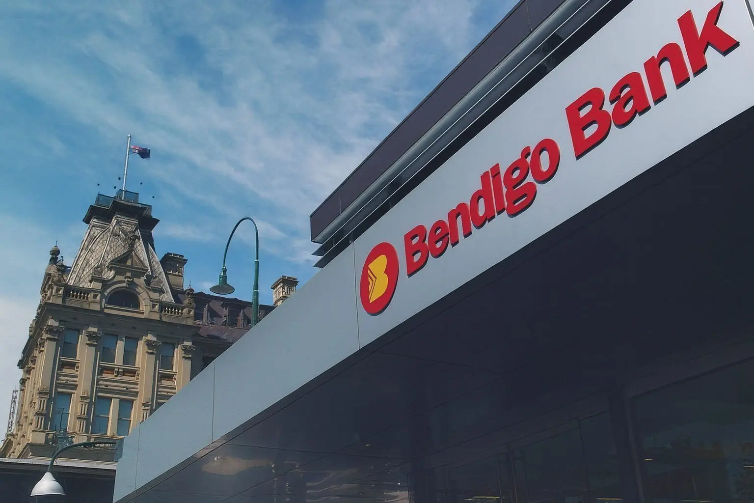 Bendigo Bank’s $5.2 Billion RACQ Deal Meets AML Turbulence: What It Means for Customers and BEN Shares (Updated 6 December 2025)