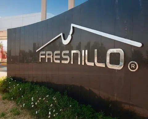 Biggest UK Stock Market Gainers Today: 1Spatial Jumps 42% on Takeover Talks, Fresnillo Leads FTSE 100 Risers (12 December 2025)