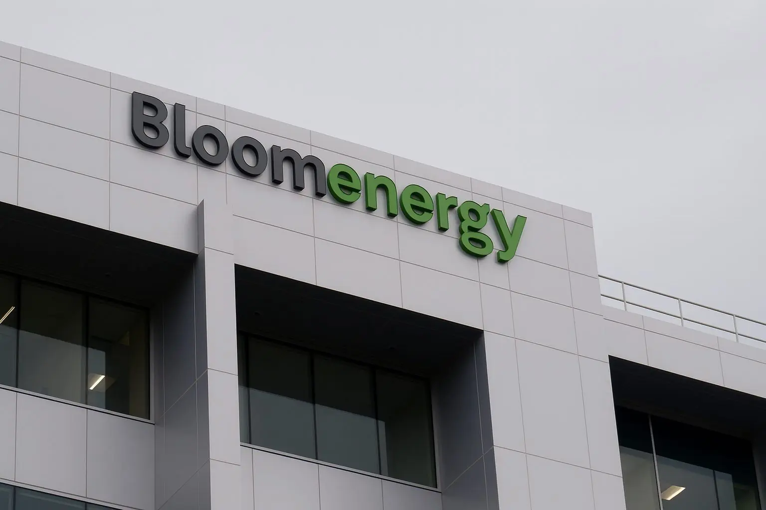 Bloom Energy (BE) Stock December 2025 Outlook: AI Data Center Boom, $5B Brookfield Deal and Bubble Fears