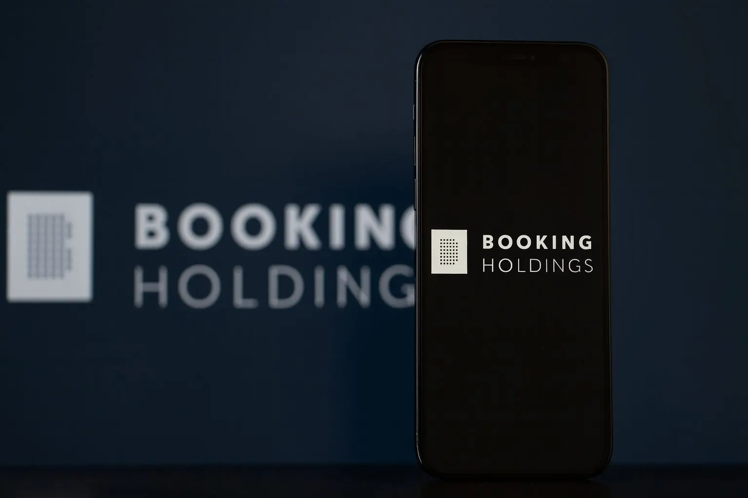 Booking Holdings (BKNG) Stock News & Forecast for December 2025: Q3 Beat, AI Tailwinds and a 20% Upside Gap