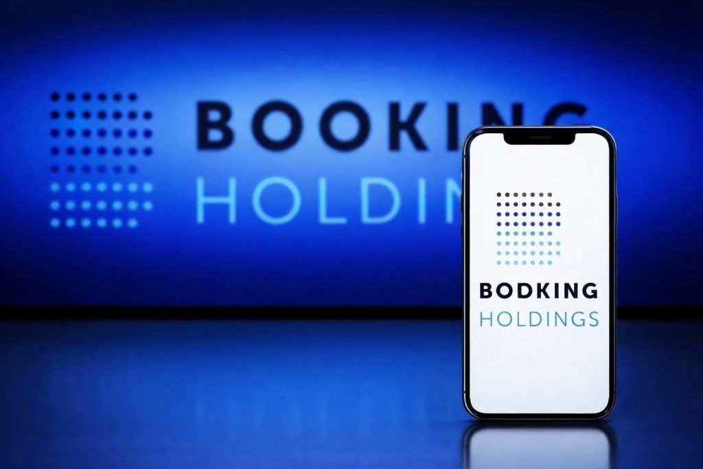 Booking Holdings (BKNG) Stock on December 10, 2025: AI Strategy, Fresh Analyst Targets and Long‑Term Forecasts