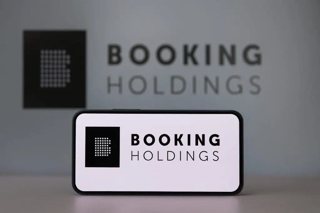 Booking Holdings (BKNG) Stock Outlook After November 21, 2025: Price Targets, Analyst Calls and Travel Demand