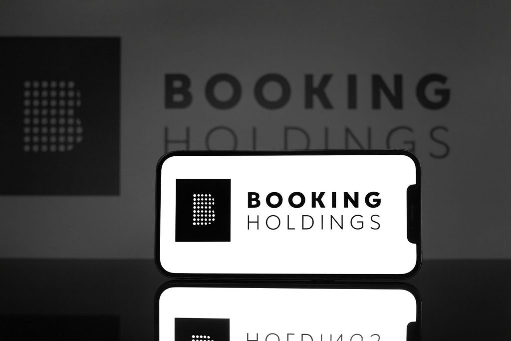 Booking Holdings (BKNG) Stock Outlook for December 2025: Q3 Beat, AI Deals, Buybacks and a 30% Upside Case