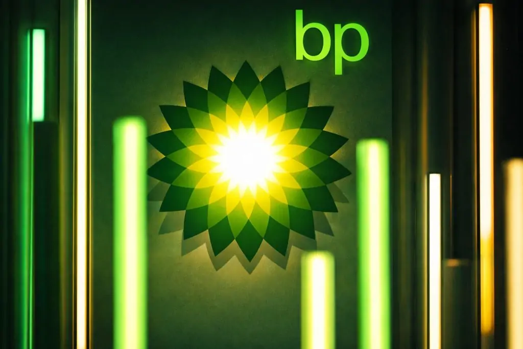 BP plc Stock News and Forecasts (Dec. 21, 2025): Meg O’Neill Named CEO, Buyback Questions, and Analyst Targets for BP.L and NYSE:BP