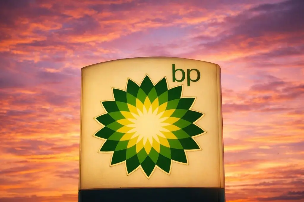 BP PLC Stock on Dec. 23, 2025: Share Price, New CEO Meg O’Neill, Castrol Sale Talks, Buybacks, and 2026 Oil Outlook