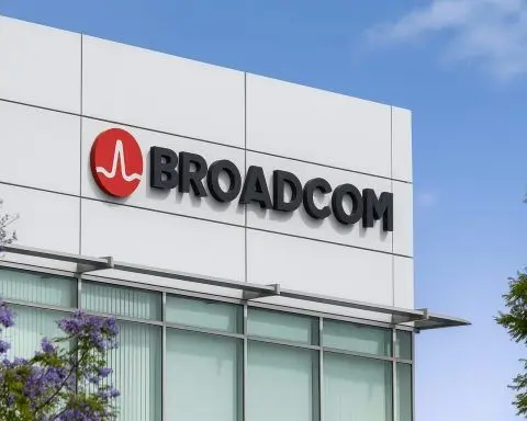 Broadcom Stock (AVGO) News and Forecasts on Dec. 14, 2025: AI Revenue Surge Meets Margin Pressure and “Mystery Customer” Questions
