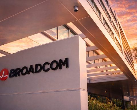 Broadcom Stock (AVGO) News Today: AI Backlog, VMware, Dividend, and Analyst Forecasts for 2026 (Dec. 26, 2025)