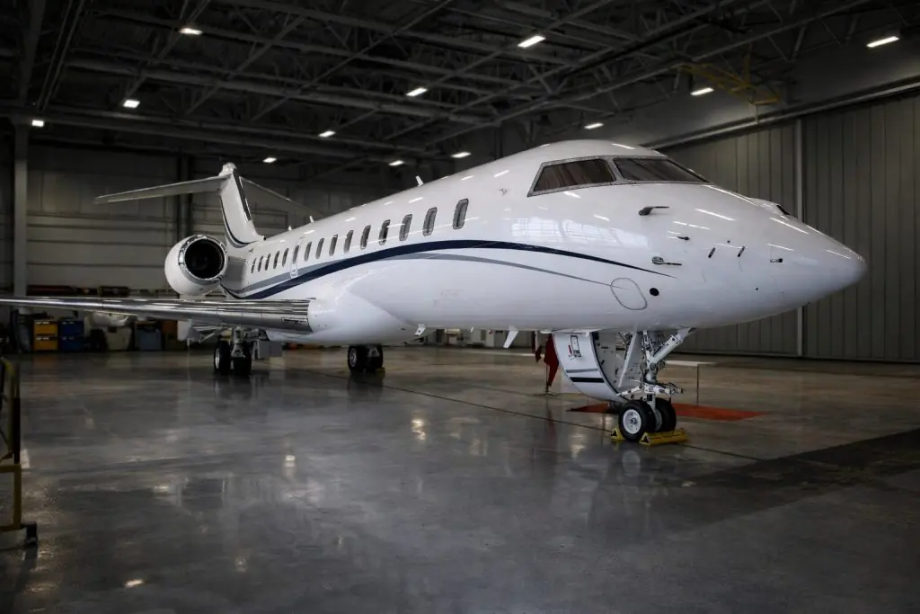 Canada Buys Six Bombardier Global 6500 Jets in $753M Deal to Replace RCAF Challenger Fleet