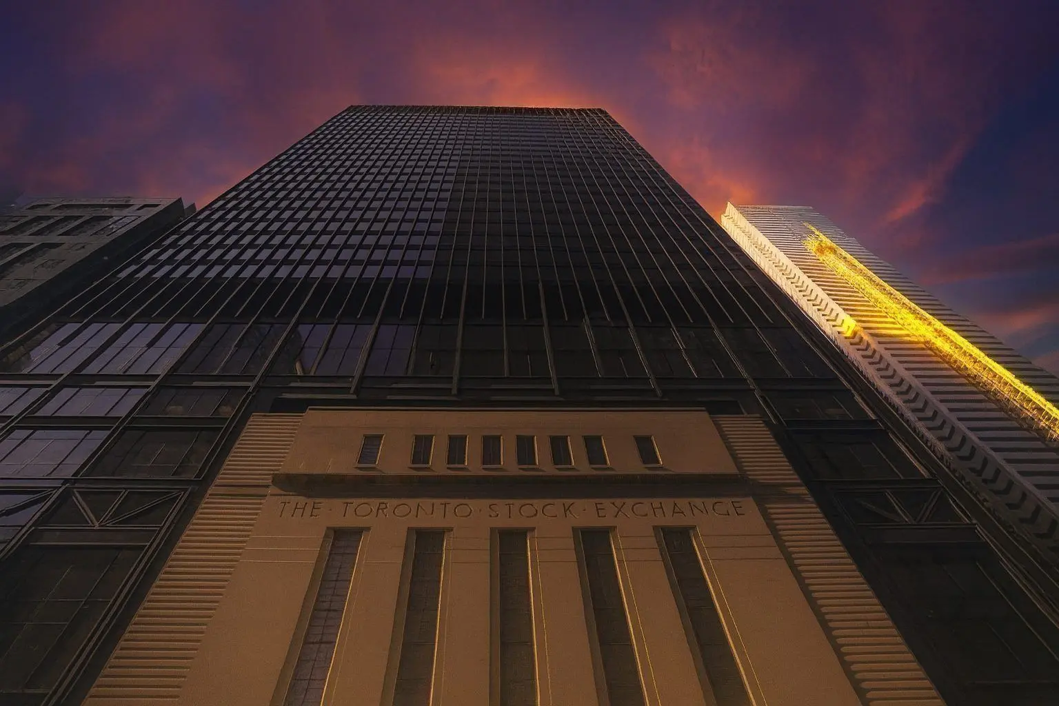 Canada Economic Calendar for Monday, December 15, 2025: CPI, Housing Starts and Factory Data Set the Tone for CAD