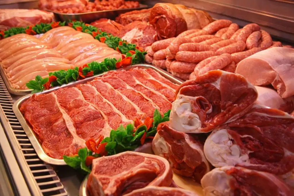 Casablanca Wholesale Market Prices Today: Red Meat Climbs as Lamb Hits 100 MAD/kg and Carrots Jump (Dec. 24, 2025)