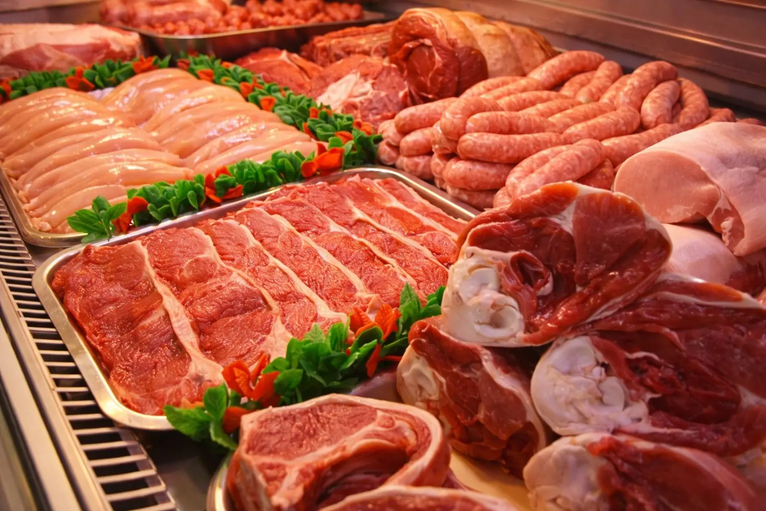 Casablanca Wholesale Market Prices Today: Red Meat Climbs as Lamb Hits 100 MAD/kg and Carrots Jump (Dec. 24, 2025)