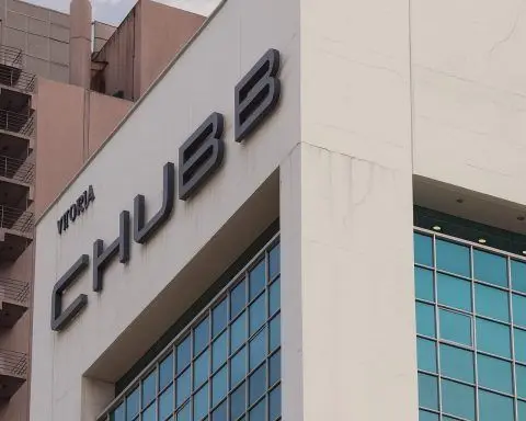 Chubb (CB) Stock Climbs to a New 52-Week High as AIG Deal Chatter Sparks Volatility — Weekly Recap, Forecasts, and the Week Ahead (Updated Dec. 12, 2025)