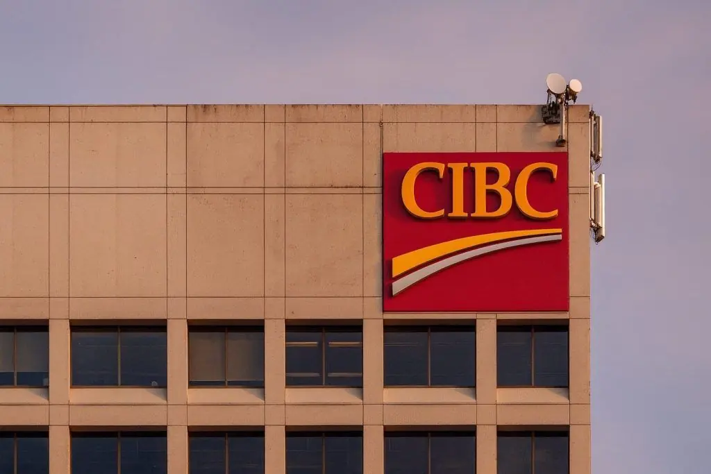 CIBC Stock Today (CM): Q4 2025 Earnings Beat, Dividend Hike and 2026 Outlook