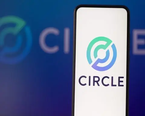 Circle (CRCL) Stock Today: Abu Dhabi License, Bybit Deal and 2026 Forecast After a Wild First Year on Wall Street
