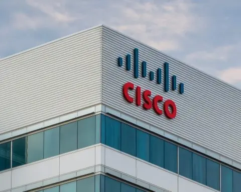 Cisco Stock (CSCO) Outlook for December 2025: AI Orders, Splunk Synergies and Wall Street’s Latest Price Targets