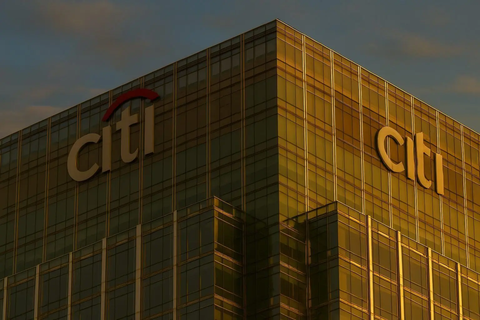 Citigroup (C) Stock Nears New 52‑Week High as Restructuring Deepens – Latest News, Outlook and 2025–2030 Forecasts