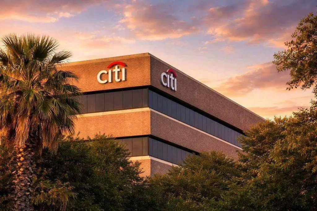 Citigroup Stock (NYSE: C): Regulatory Pressure Eases, Shares Hit New 52‑Week High as Wall Street Maps the 2026 Outlook