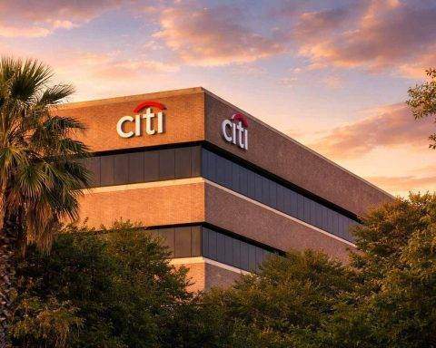 Citigroup Stock (NYSE: C): Regulatory Pressure Eases, Shares Hit New 52‑Week High as Wall Street Maps the 2026 Outlook