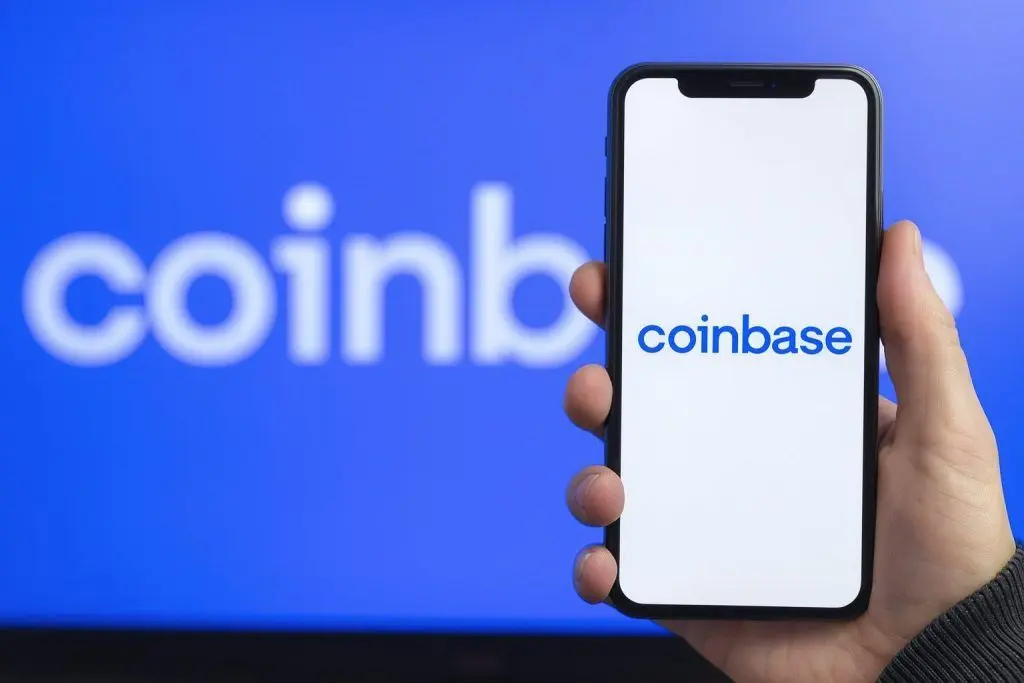 Coinbase (COIN) Stock Outlook for December 8, 2025: Bitcoin Crash, December Recovery Hopes and Fed Week in Focus