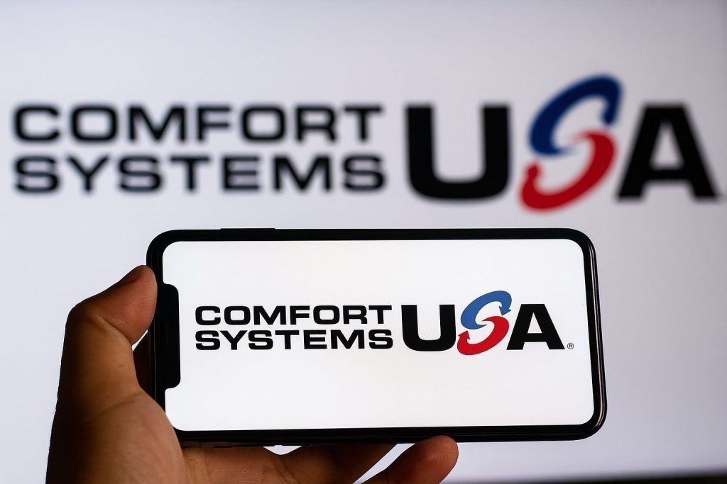Comfort Systems USA (FIX) Stock After Hours on Dec. 19, 2025: Leadership Transition 8‑K, S&P 500 Rebalance, Analyst Forecasts — What to Know Before the Next Open