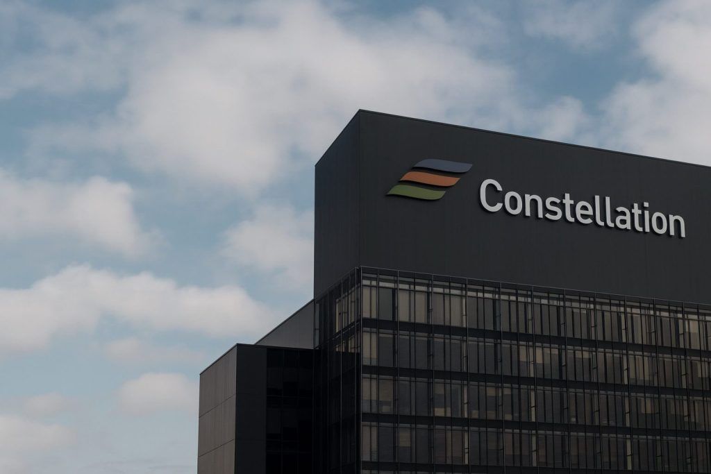 Constellation Energy (CEG) Stock Today: Calpine Deal Nears Close as Nuclear Data‑Center Contracts Shape 2026 Outlook (Dec. 15, 2025)