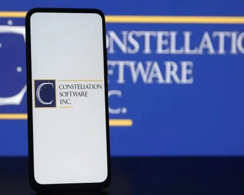 Constellation Software (TSX:CSU) Stock in December 2025: Price, Dividend, AI Risks and 2026 Forecast