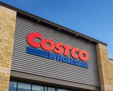 Costco (COST) Stock: December 1, 2025 News, Analyst Targets and 2026 Outlook